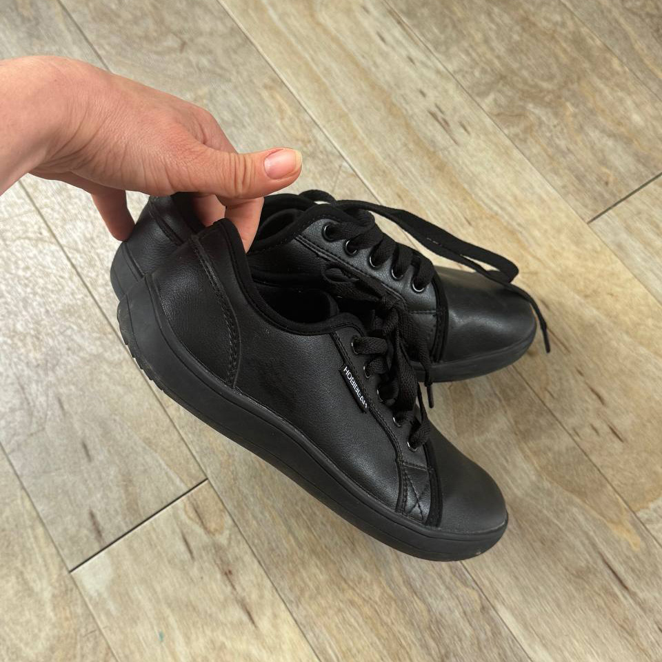 HOBIBEAR Sneakers Side View