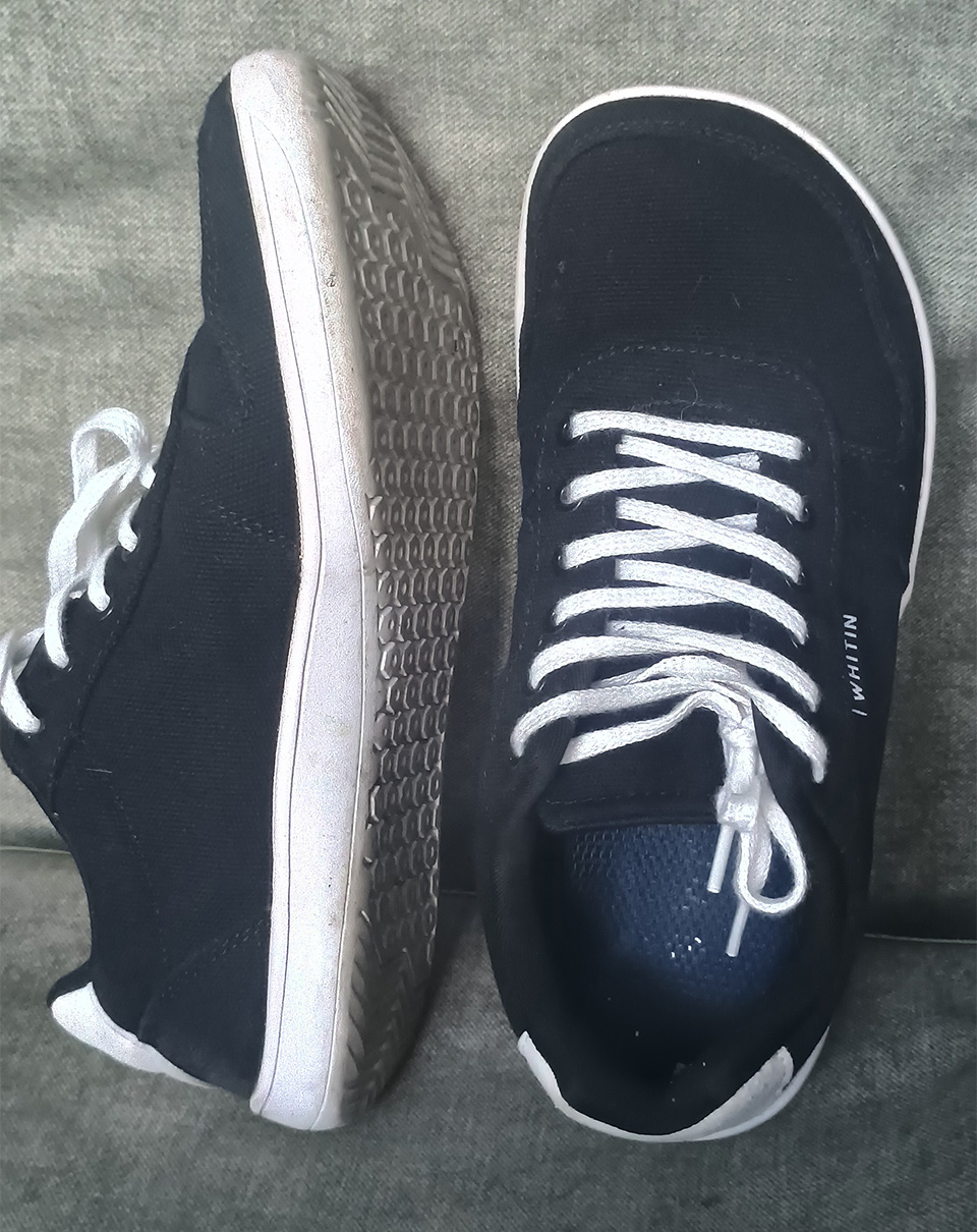 WHITIN Sneakers Photo