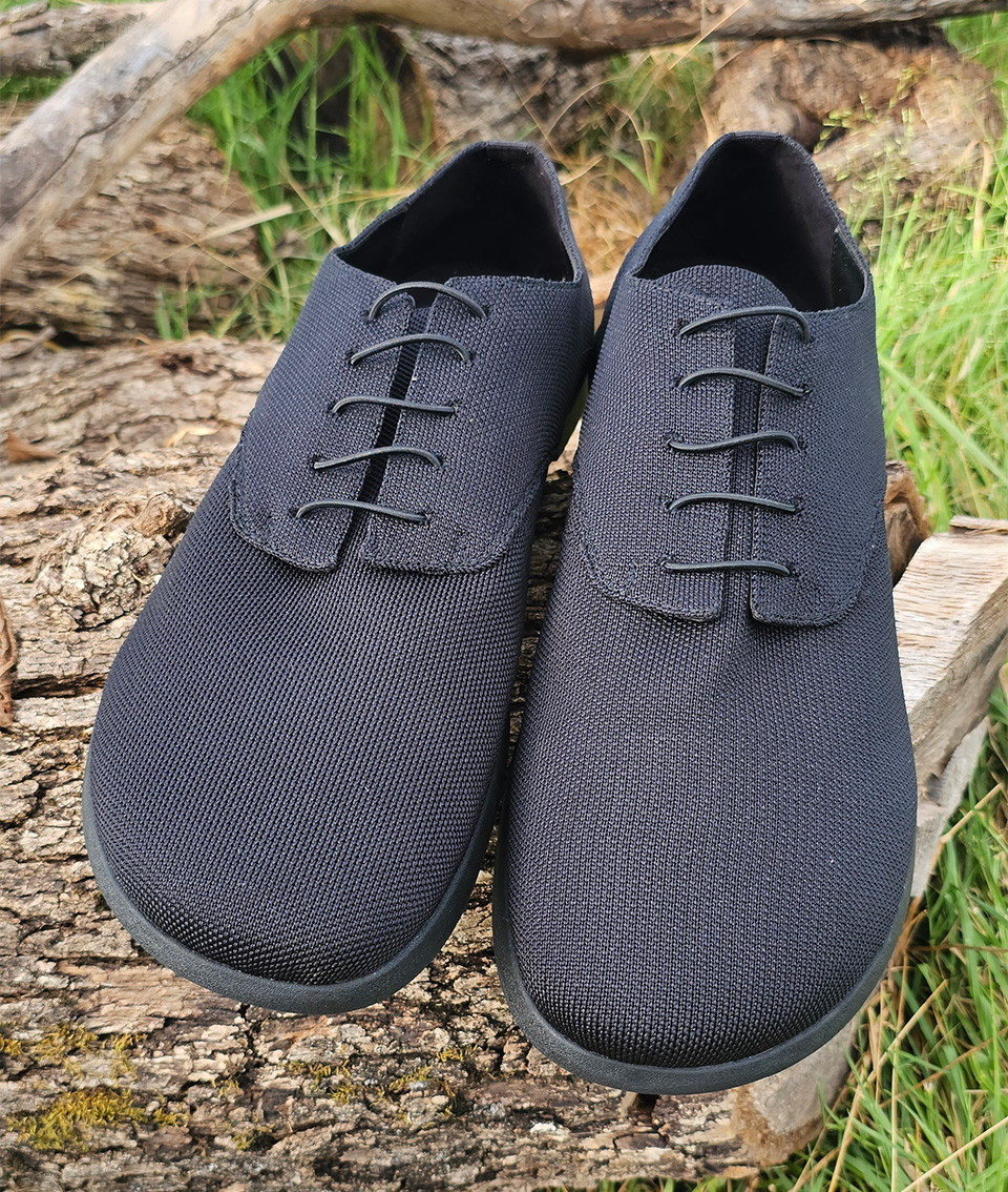 Oaka Derby Front View