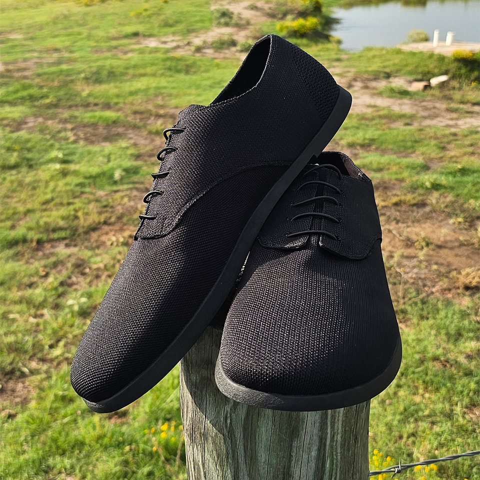Oaka Derby Side View